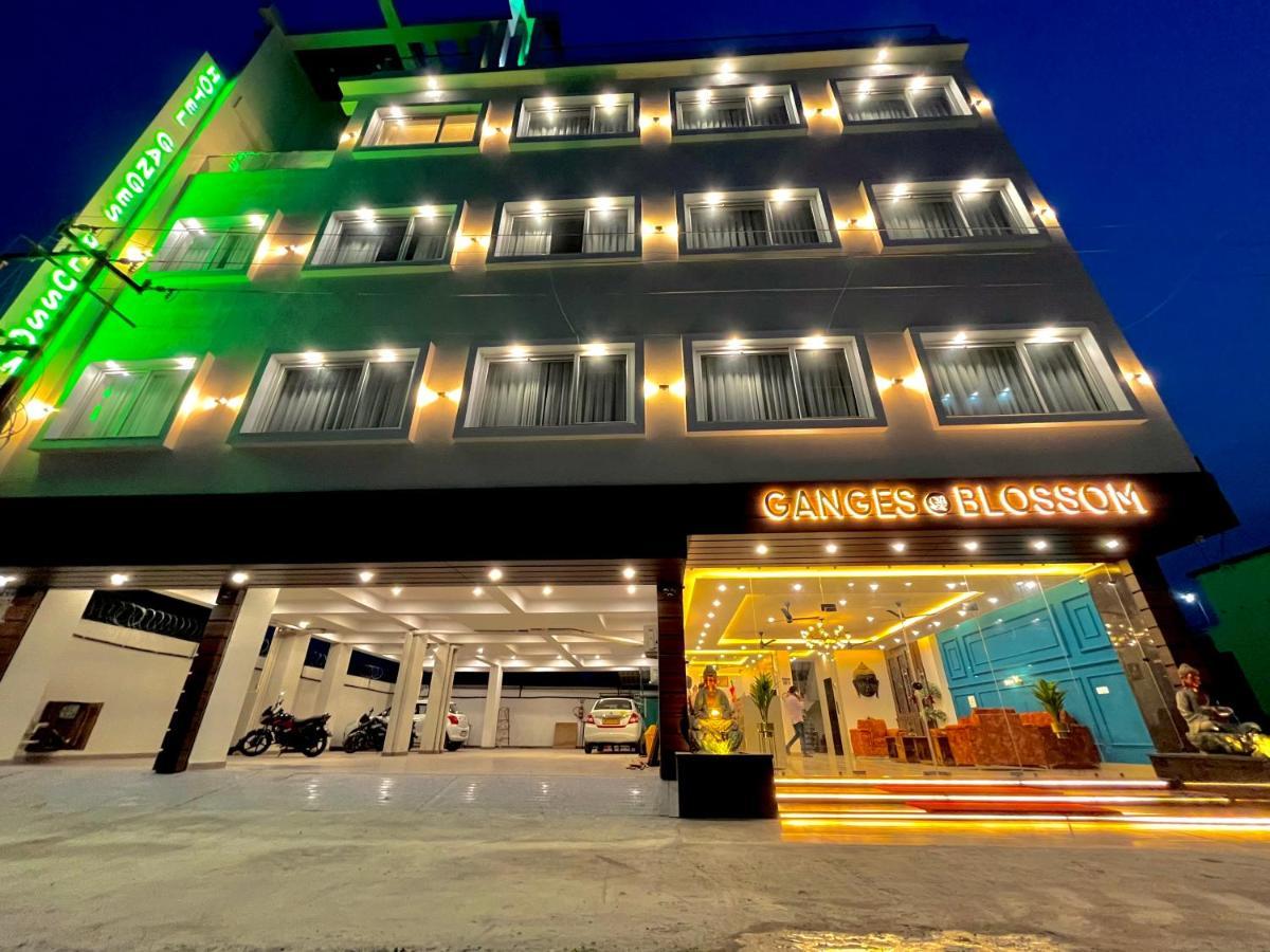 Gange Blossam Resort, 哈里瓦 外观 照片